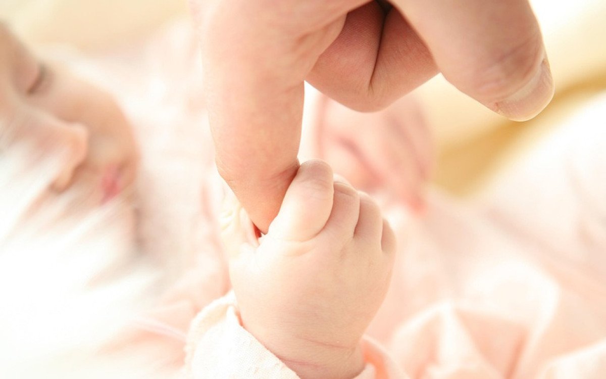 Como Identificar se o Cocô do Recém-Nascido Está Normal: Guia Completo Passo a Passo